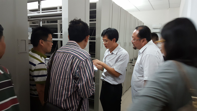 2016-9-18-常熟理工学院副校长张根华一行来学院调研 (2)_副本.jpg